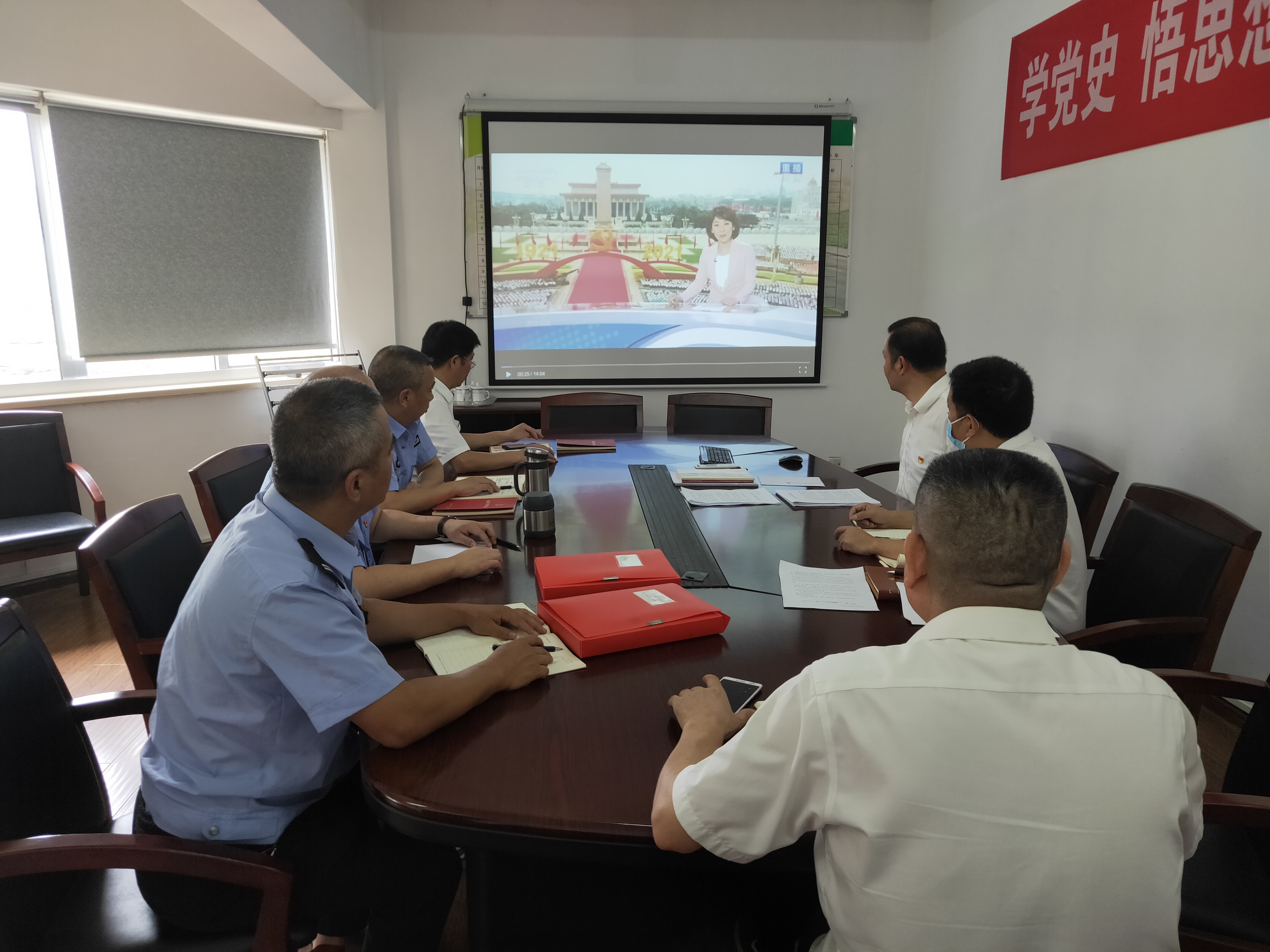 1627372203130234.jpg 學(xué)習(xí)習(xí)近平在中國(guó)共產(chǎn)黨建黨100周年慶祝大會(huì)講話精神林玲攝.jpg