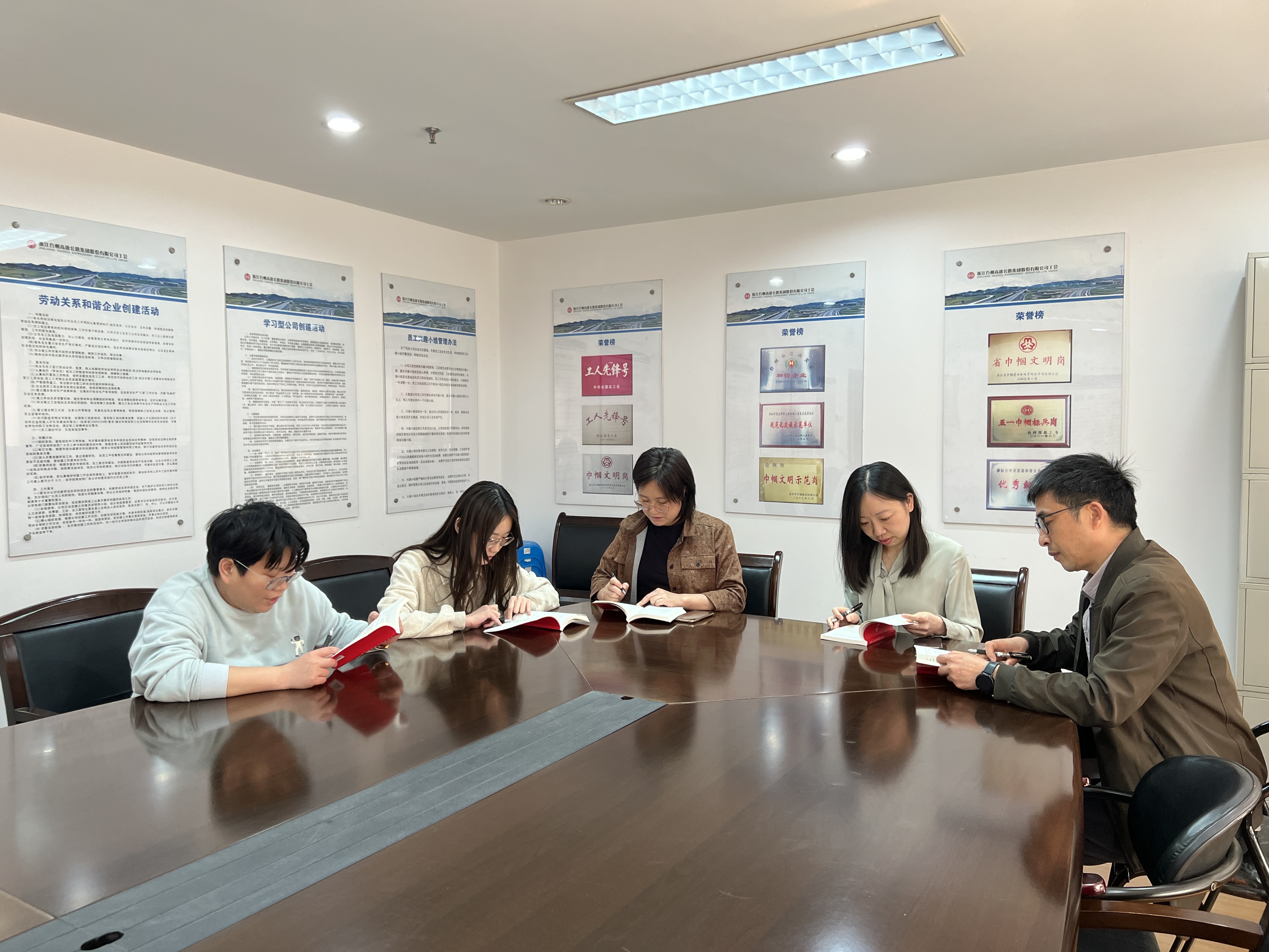 1652834782714924.jpg 2.jpg