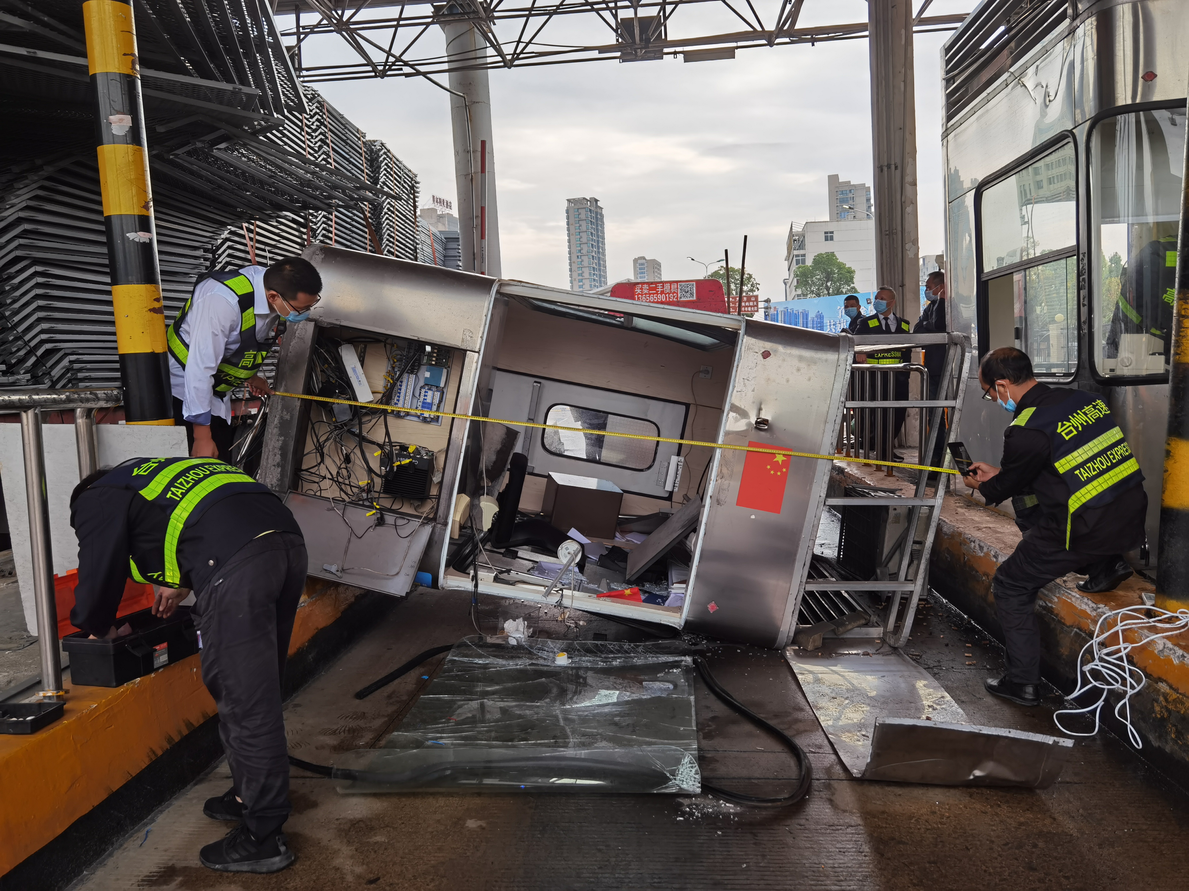 量崗?fù)こ叽?，定制所?jpg